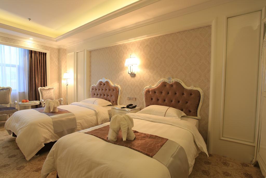 Zhuhai Rongfeng Hotel ภายนอก รูปภาพ