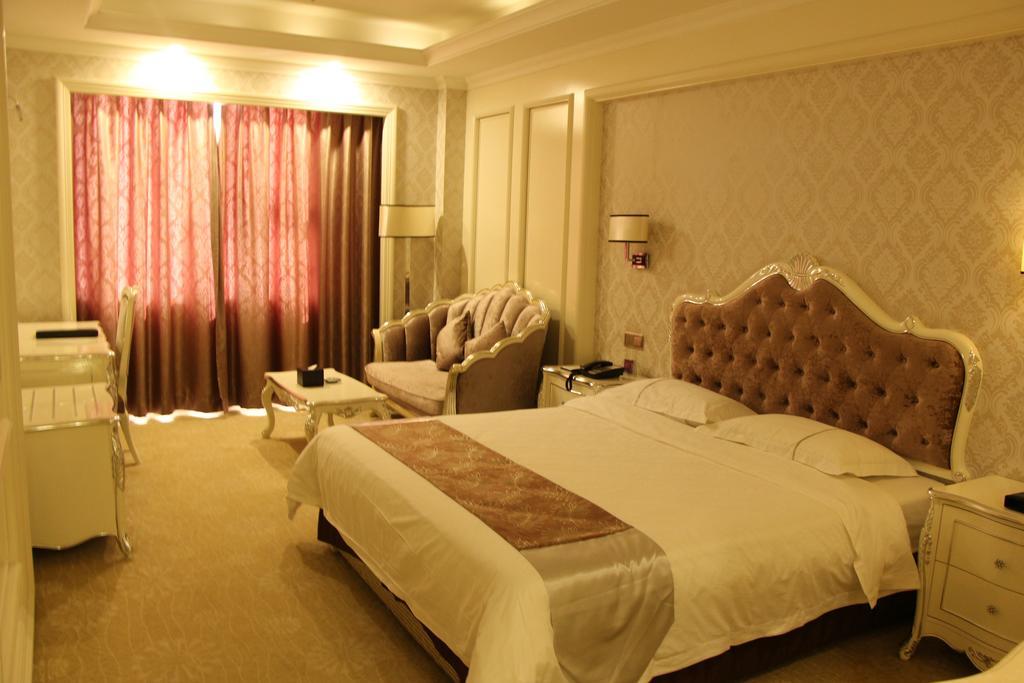 Zhuhai Rongfeng Hotel ภายนอก รูปภาพ