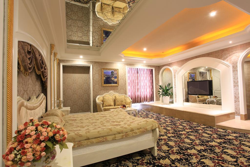 Zhuhai Rongfeng Hotel ภายนอก รูปภาพ