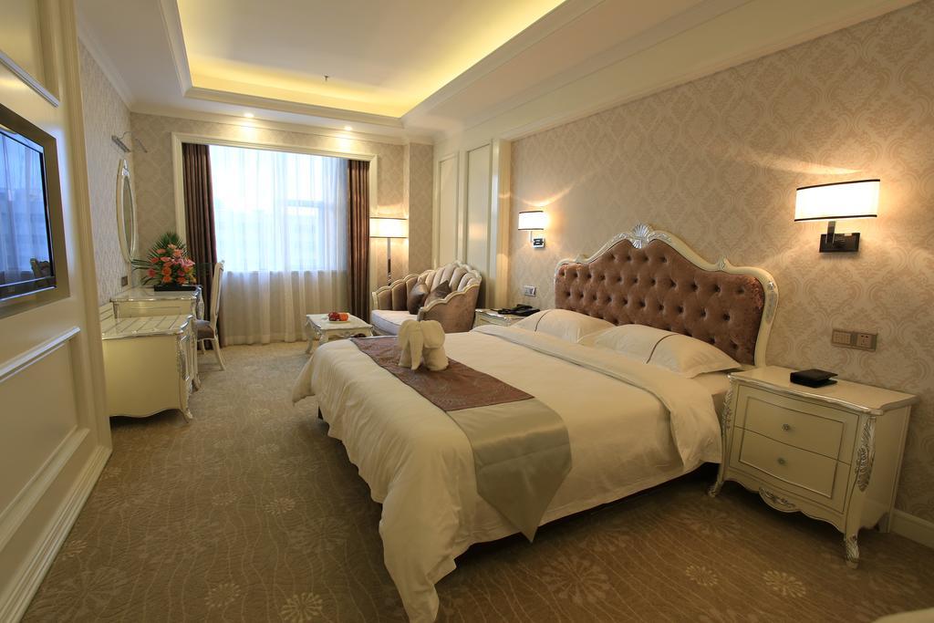 Zhuhai Rongfeng Hotel ภายนอก รูปภาพ